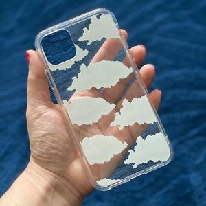 iPhone 11 Pro Max cloud case